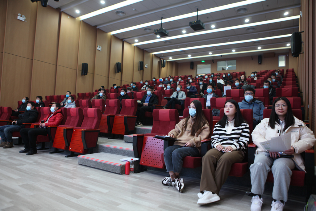 LEwin乐玩微电召开2021年大学生述职会